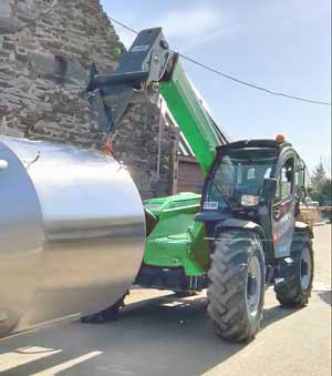 Transfert et manutention de cuves industrielles en Bretagne