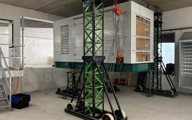 Handling and installation of a generator set in Genolier