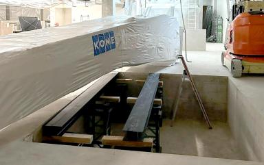 Manutention et installation d'escaliers mécaniques à Vernier en Suisse 