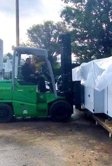  Industrial Machinery Handling in the High Tech Sector in Nouvelle-Aquitaine