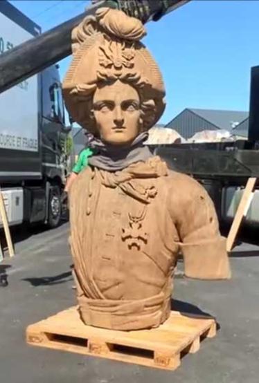 Art Relocation from Nantes to Saint-Malo in Brittany