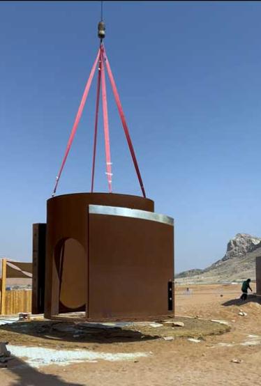 Heavy Lifting Installation in the United Arab Emirates (UAE)