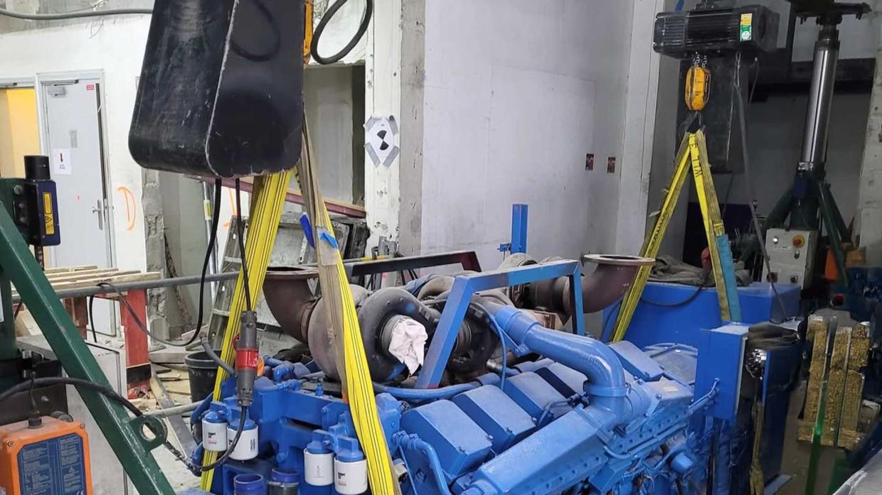 Manutention délicate de groupes électrogènes à Paris (IDF)