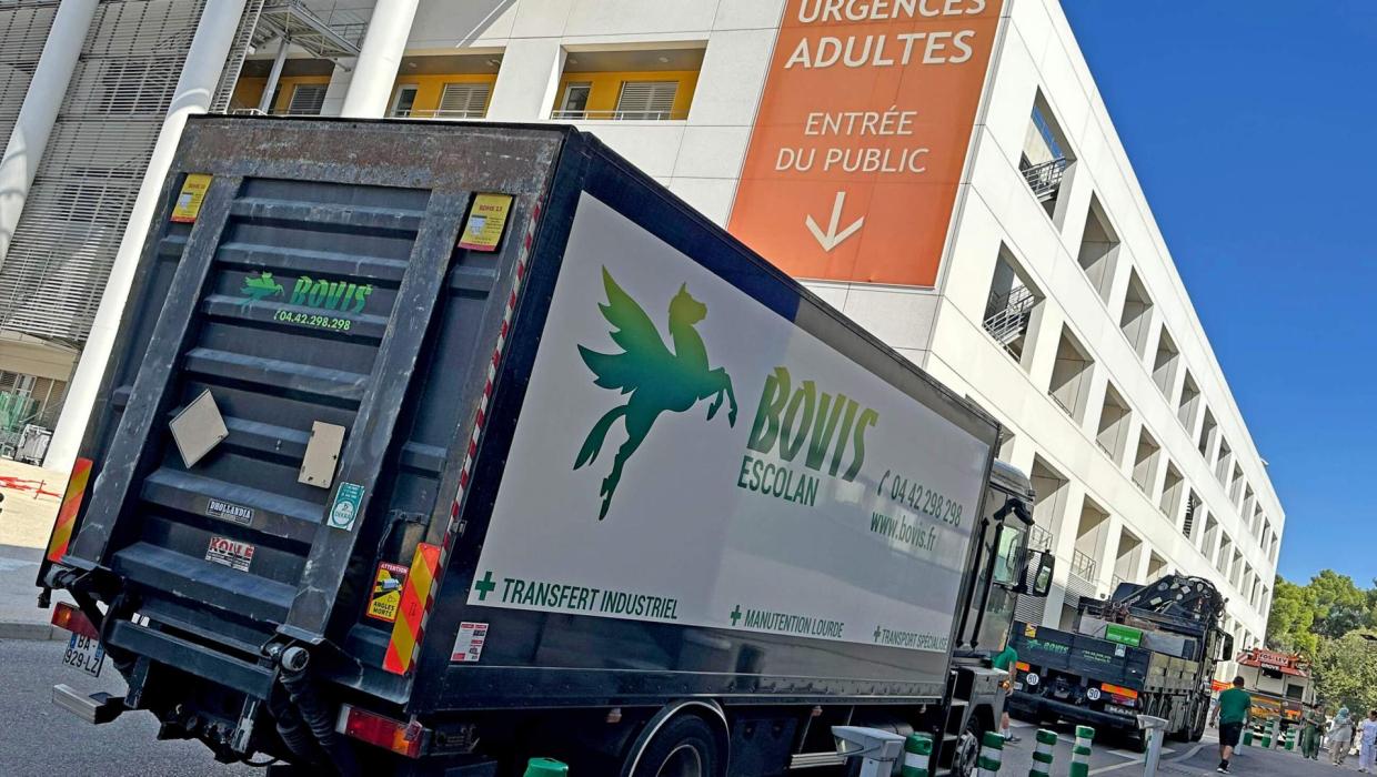 Livraison et manutention de matériel médical à Marseille 