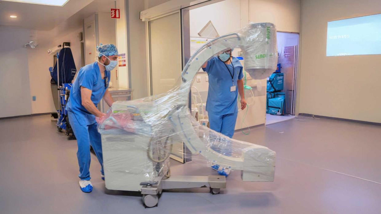 Transfert clé en main du centre chirurgical interventionnel du CHU de Rennes (35)