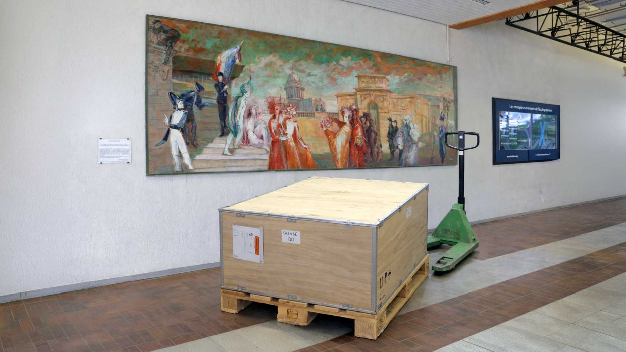 Déménagement des archives de l’École Polytechnique à Paris (75)