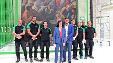 The French Minister of Culture visits the Parisian warehouses of the BOVIS Group