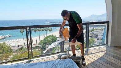 Moving furniture and suites to a luxury hotel in Cannes