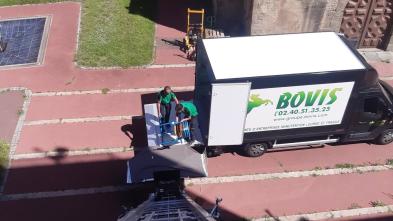 Administrative move to Rennes - furniture lift rental