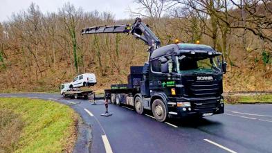 Crane operation in Auvergne