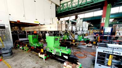 Handling of a 40t industrial press element