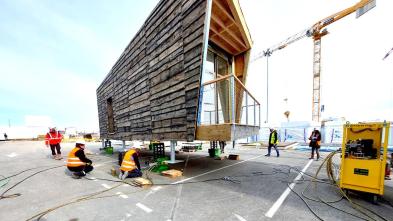 Lifting services at the Futuroscope in Poitiers