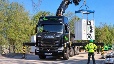 Levage d’une borne de recharge électrique à Hautmont (59) 