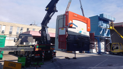Handling a 12-Ton Press Near Lyon
